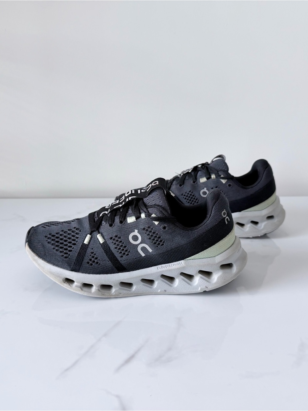 On Cloudsurfer Women’s Size 6 running shoes in the Iron/Glacier colorway